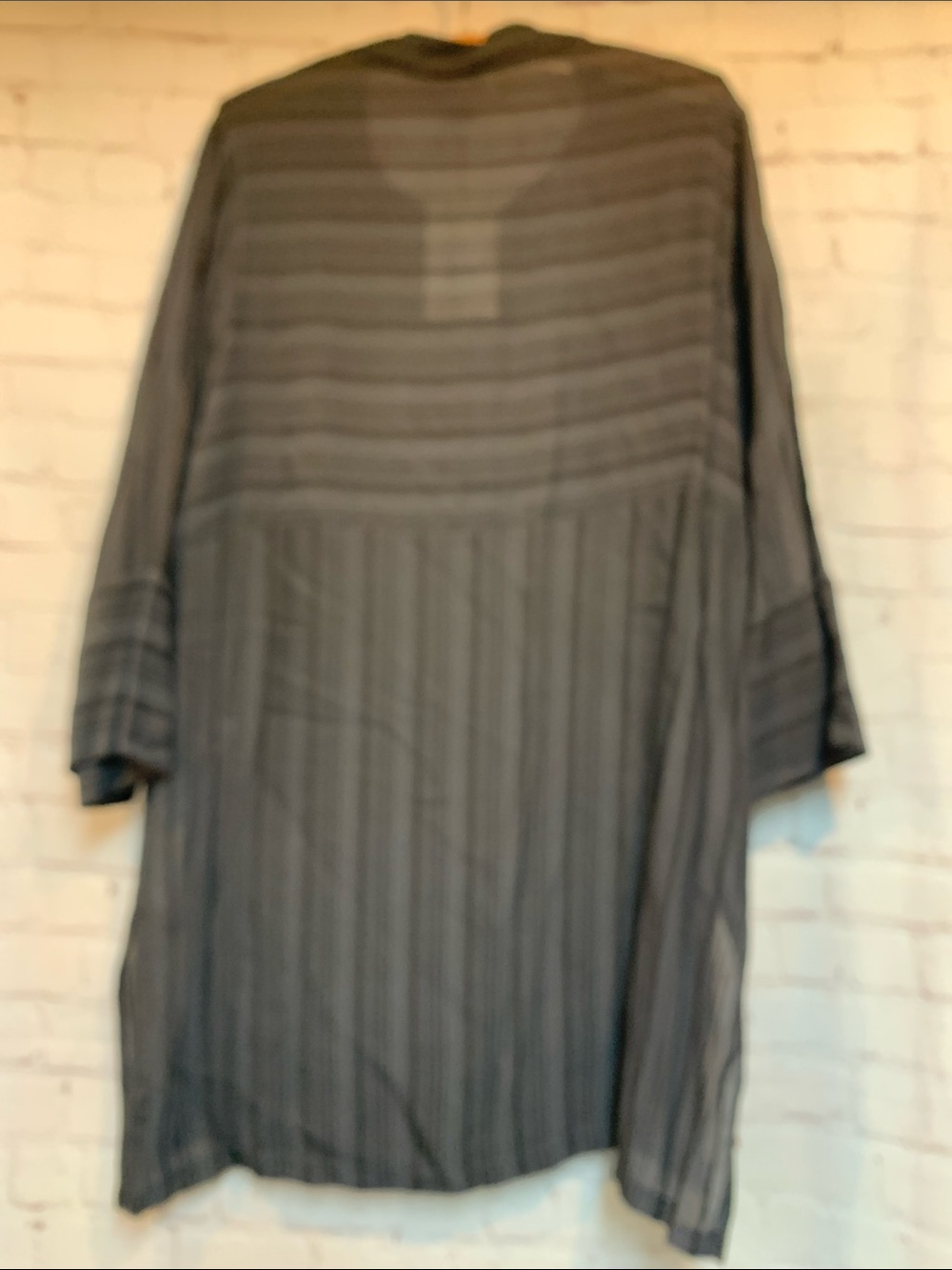 NEW Poetry Semi Sheer Dark Gray Striped Tunic Top Size 8 44” - Picture 7 of 7